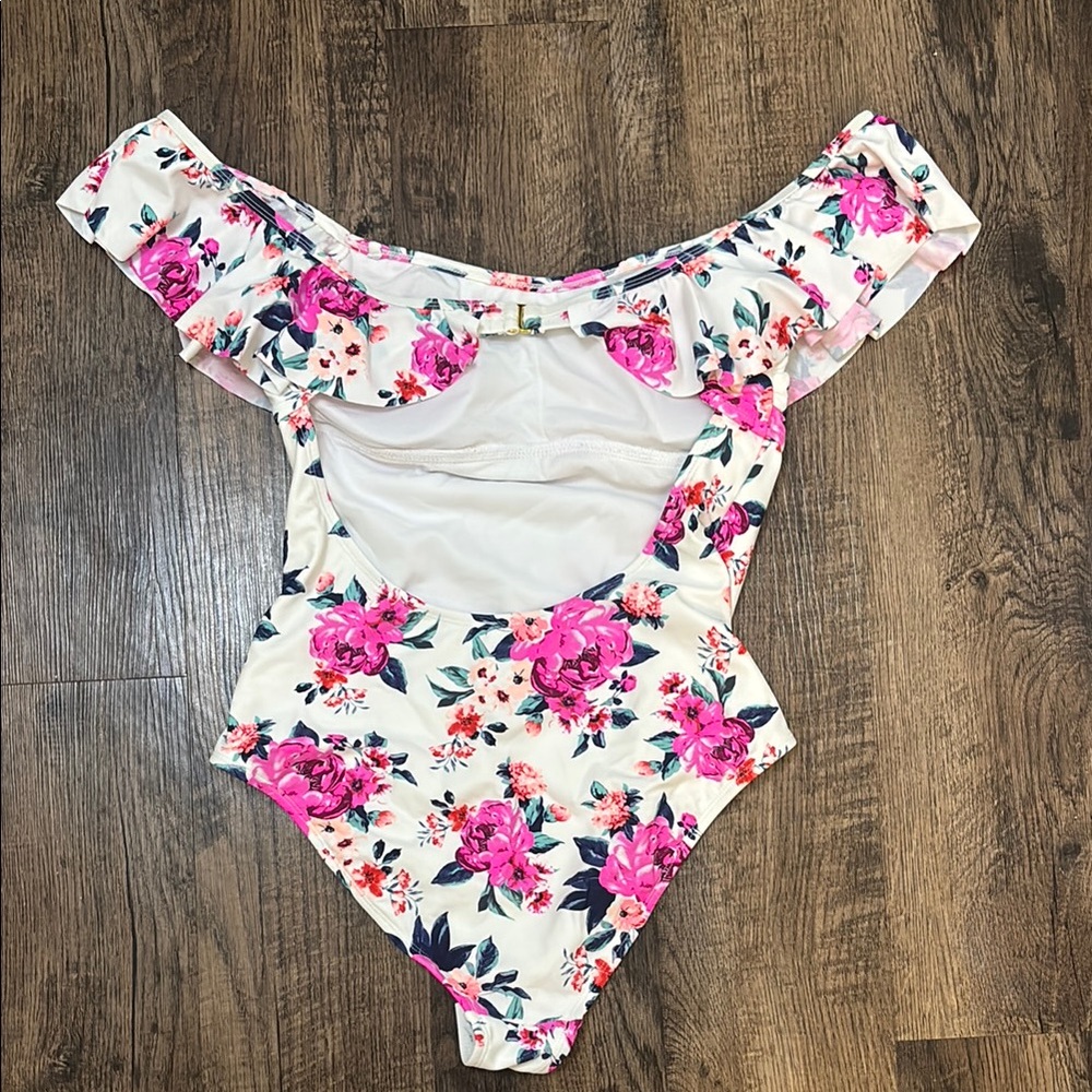 Floral Off-Shoulder Swimsuit - Picture 2 of 2